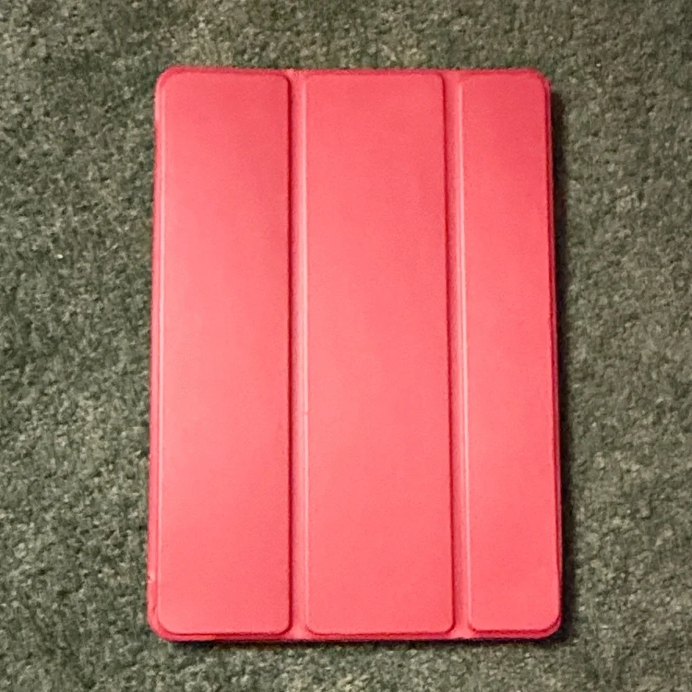 OTTO Vibrant Red Tablet Cover
